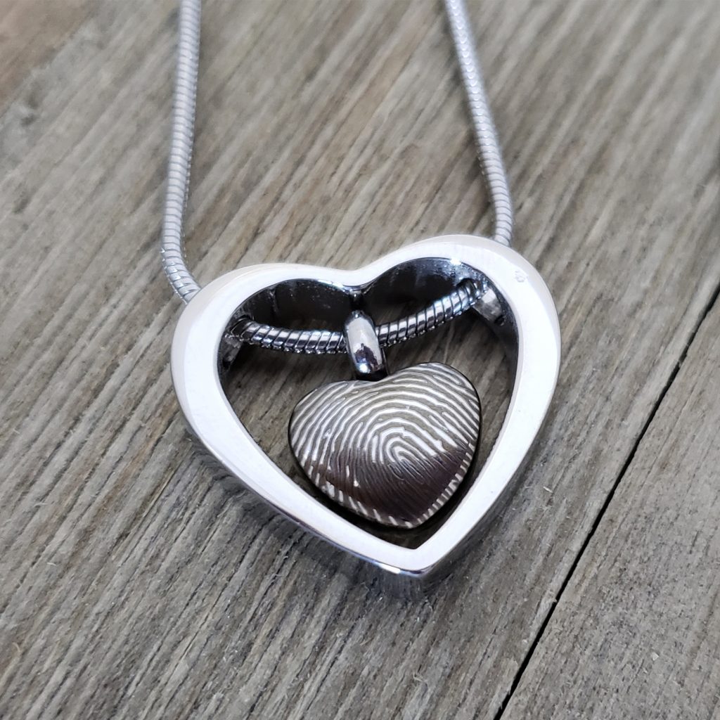 Wholesale Fingerprint Mini Drop Heart Cremation Memorial Ashes Necklace 